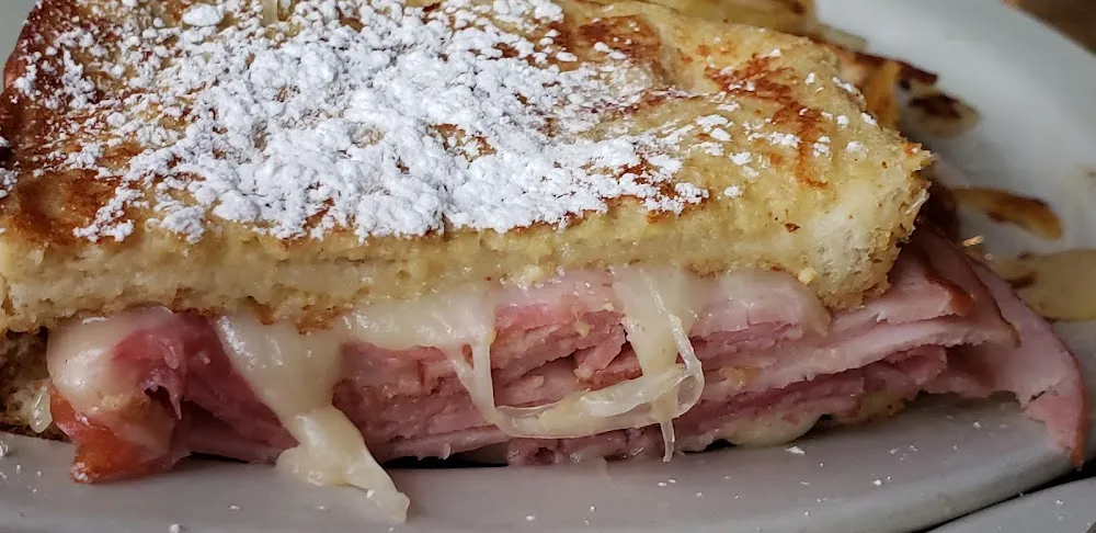 Monte Cristo Close Up